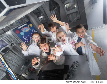 Children playing in bunker questroom 48614306