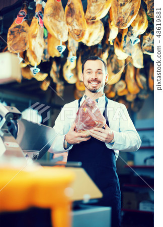 butcher’s, shop, assistant 48619881