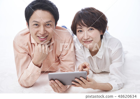 A couple grand married family A couple grand married family 48620634