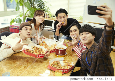 Business creative lunch 48621525