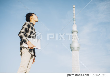 男性屋頂生活方式 48621969