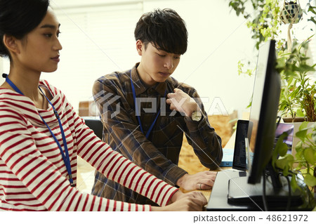 商業創意男人和女人 48621972