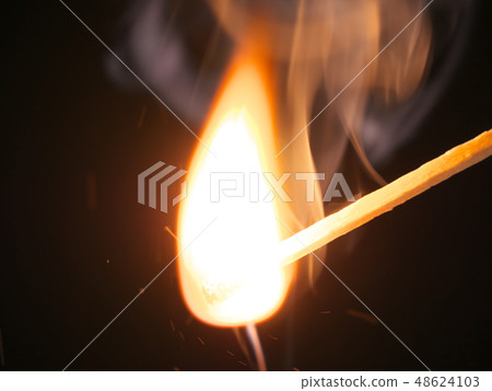 Match Match 48624103