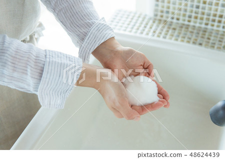 手洗 48624439