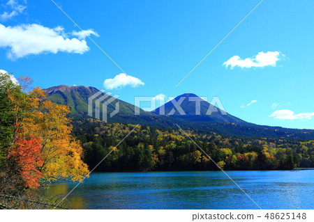 Onnato Mt. Ukudake of autumn leaves and Akagi Fuji 48625148