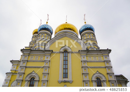 Eastern Orthodox Building 48625853