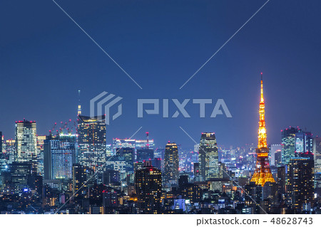 東京鐵塔和六本木/赤坂方向夜視圖。高層建築，城市，夜晚，建築，首都城市形象 48628743