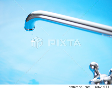 Water supply - Faucet water drops 48629111