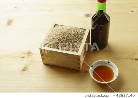 Sesame, sesame, grain 48637140