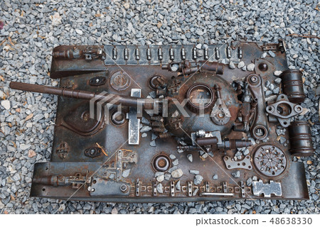 Old iron tank toy model 48638330