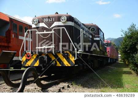 DD51 type diesel locomotive 48639289