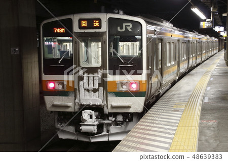 高崎線的高崎口211線 48639383