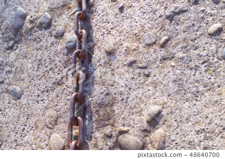 Wall and chain Wall and chain 48640700