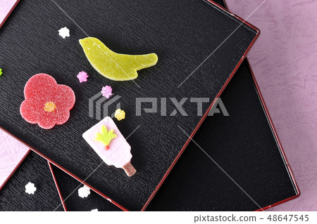 新年的日式糖果 48647545