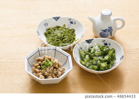 粘食物 48654433