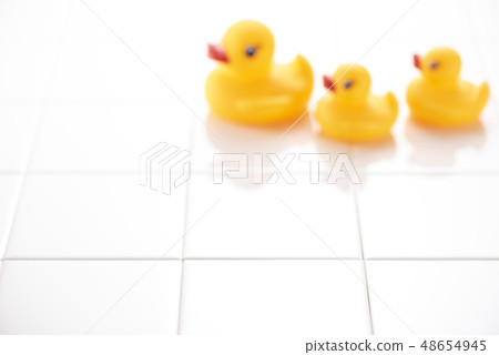 Bath image bokeh Bath image bokeh 48654945