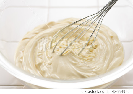 mayonnaise  48654963