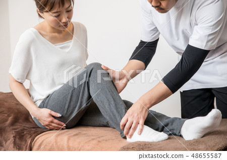 接待住宿的婦女(英尺) 接待住宿的婦女(英尺) 48655587