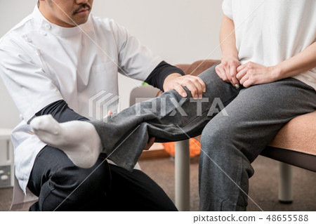 A woman to be examined A woman to be examined 48655588