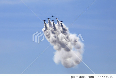 Blue Impulse T-4空氣自衛力噴射式噴氣機訓練機 48655940