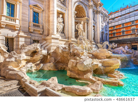 Fountain de Trevi 48661637