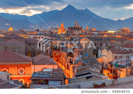 Palermo at sunset. 48664650