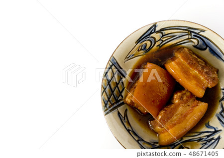 沖繩筏子（煮熟的五花肉）的當地美食 48671405