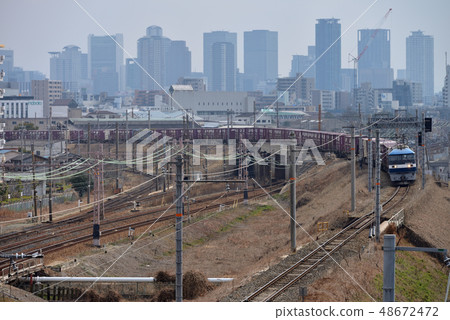 EF 210  -  9集裝箱貨運列車 48672472