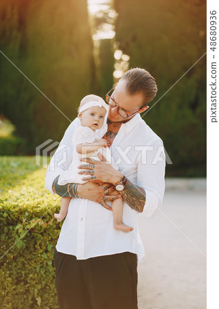 father with daughter 48680936