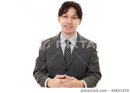 微笑的商人 微笑的商人 48681859