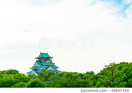 View of Osaka Castle in Osaka, Japan View of Osaka Castle in Osaka, Japan 48685369