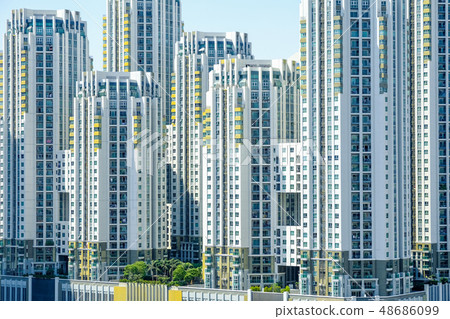 Closed up hight tower in downtown Bangkok, 48686099