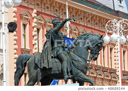 Monument to Ban Jelacic 48689144