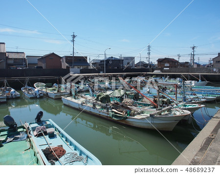 Port Port 48689237