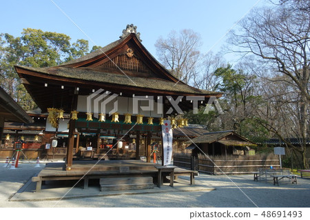 可以看京都黑神社公司的川井神社（正面圖）的舞蹈，下鴨神社（正面圖），香織弘明方向（右），Honseno（後面）的風景 48691493