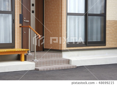 租用公寓欄杆扶手 48699215