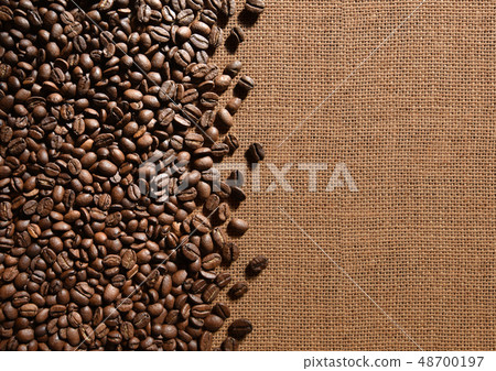 Coffee beans and jacks 48700197