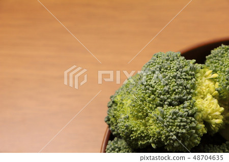 broccoli. broccoli. 48704635