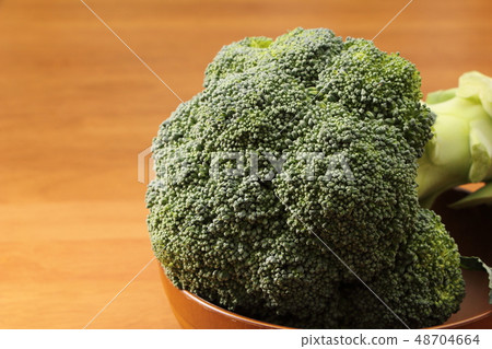 broccoli. broccoli. 48704664