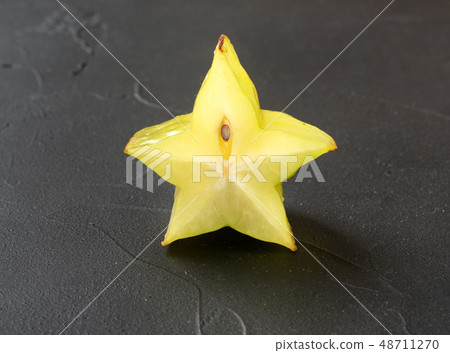 Half carambola fruit 48711270