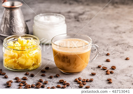 Coffee blended with ghee butter and MCT coconut Coffee blended with ghee butter and MCT coconut 48713041
