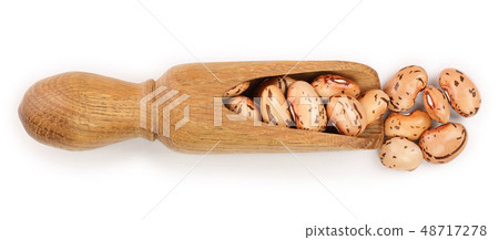 variegated kidney bean in wooden scoop isolated on white background. Top view. Flat lay 48717278