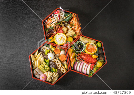 Representative Japanese cuisine Japanese food set (osechi) 48717809