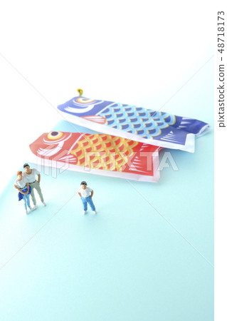 Hoping for the growth of children. Hoping for the growth of children. 48718173