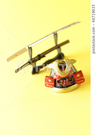 Japanese sword and red hair 48719635