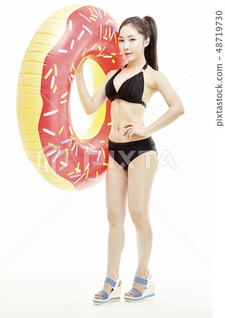 Tube, bikini, bathing suit, vacation, summer, vacation, resort, travel 48719730