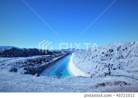 Emerald Lake near California, Amboion Emerald Lake near California, Amboion 48721011