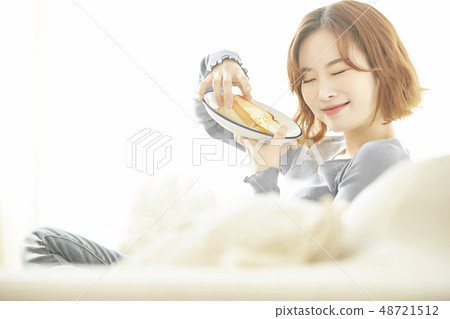 Female Lifestyle Breakfast Female Lifestyle Breakfast 48721512