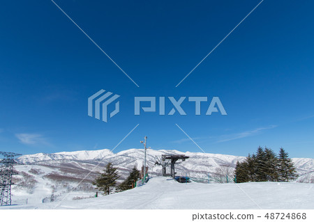 Near snowy mount Kaguragamine Near snowy mount Kaguragamine 48724868