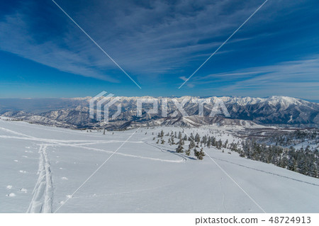 Near snowy mount Kaguragamine Near snowy mount Kaguragamine 48724913